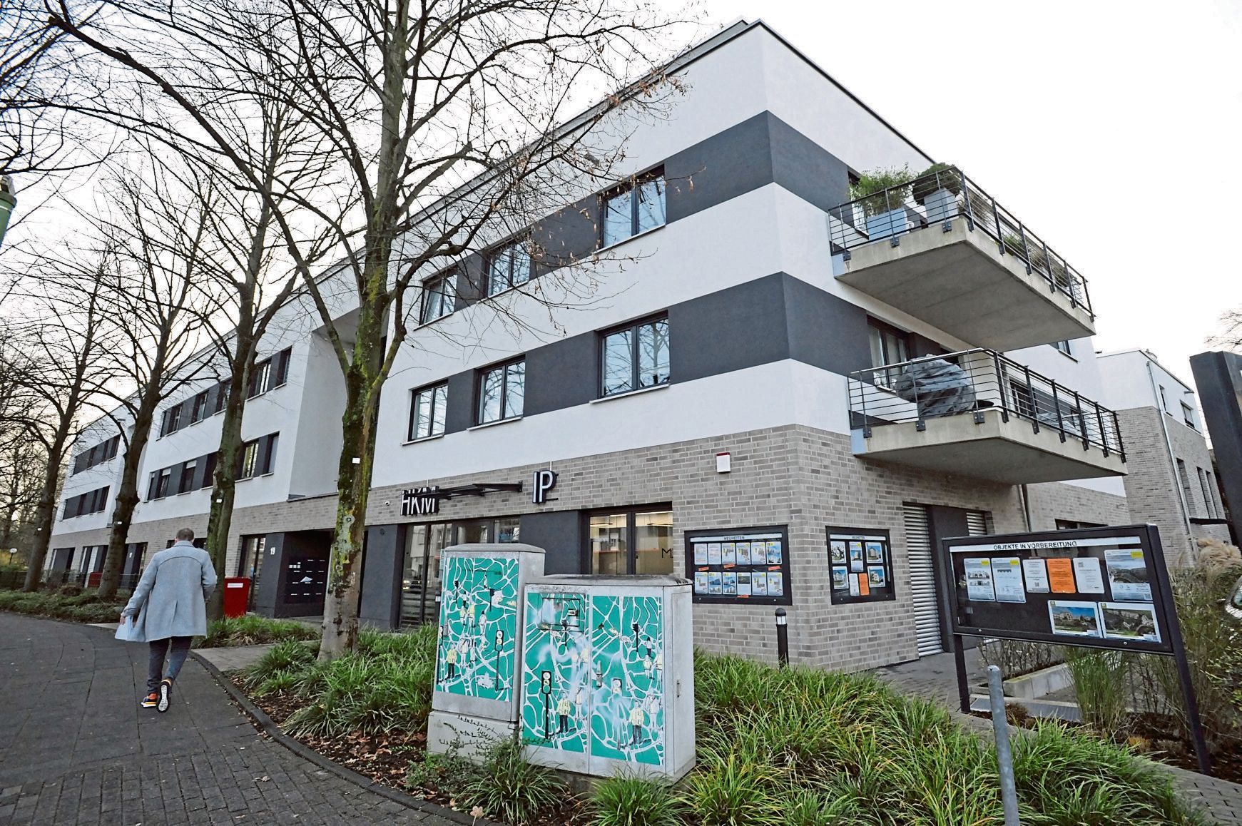 Oulustraße Ecke Gezelinallee in Schlebusch HKM Sitz Foto: Britta Berg