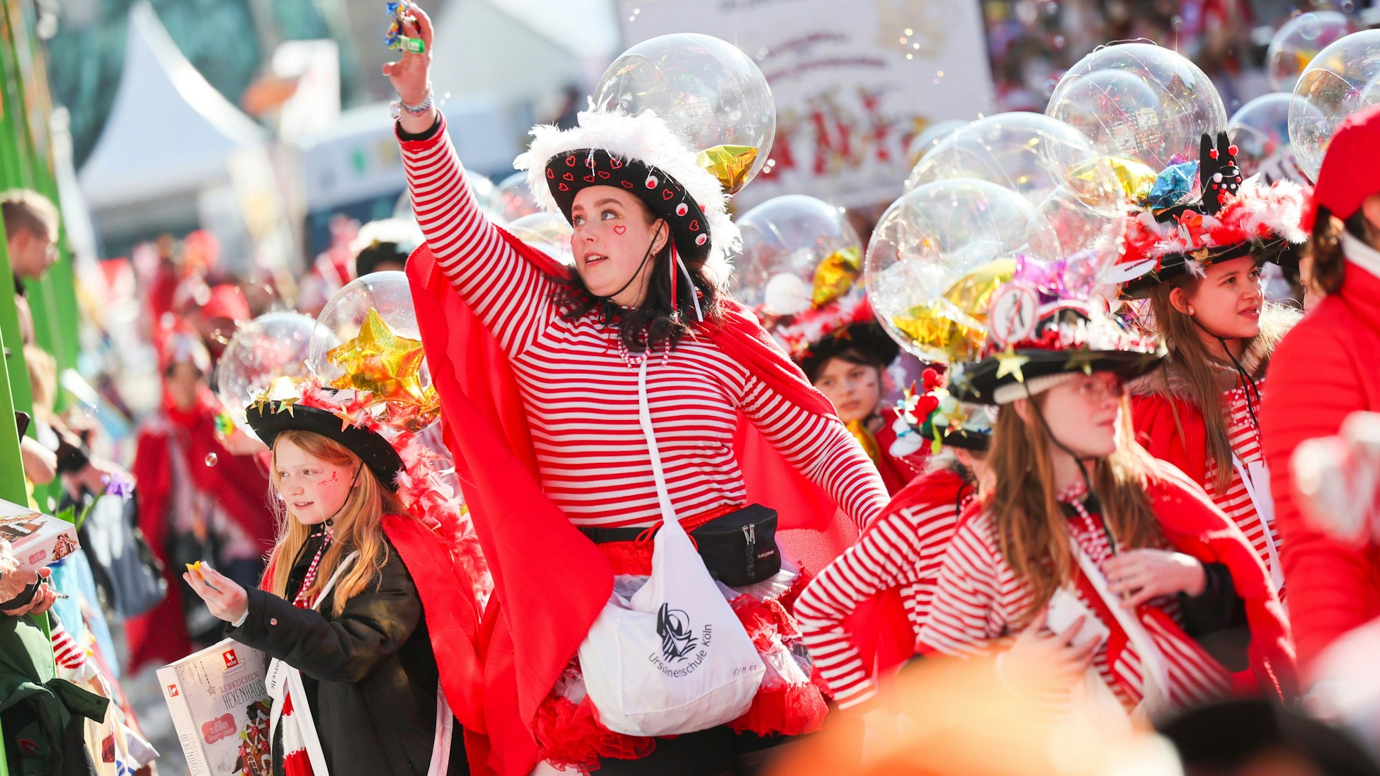 Schull- un Veedelszöch