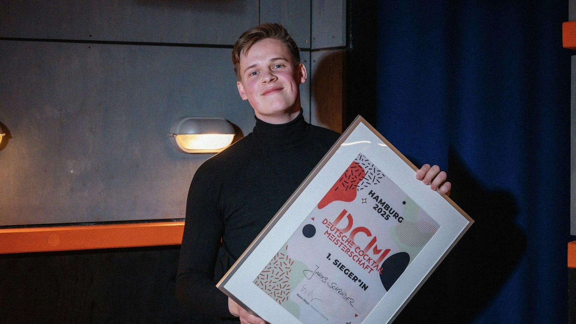 Jakob Schröder holte den Titel bei den Deutschen Cocktail-Meisterschaften.