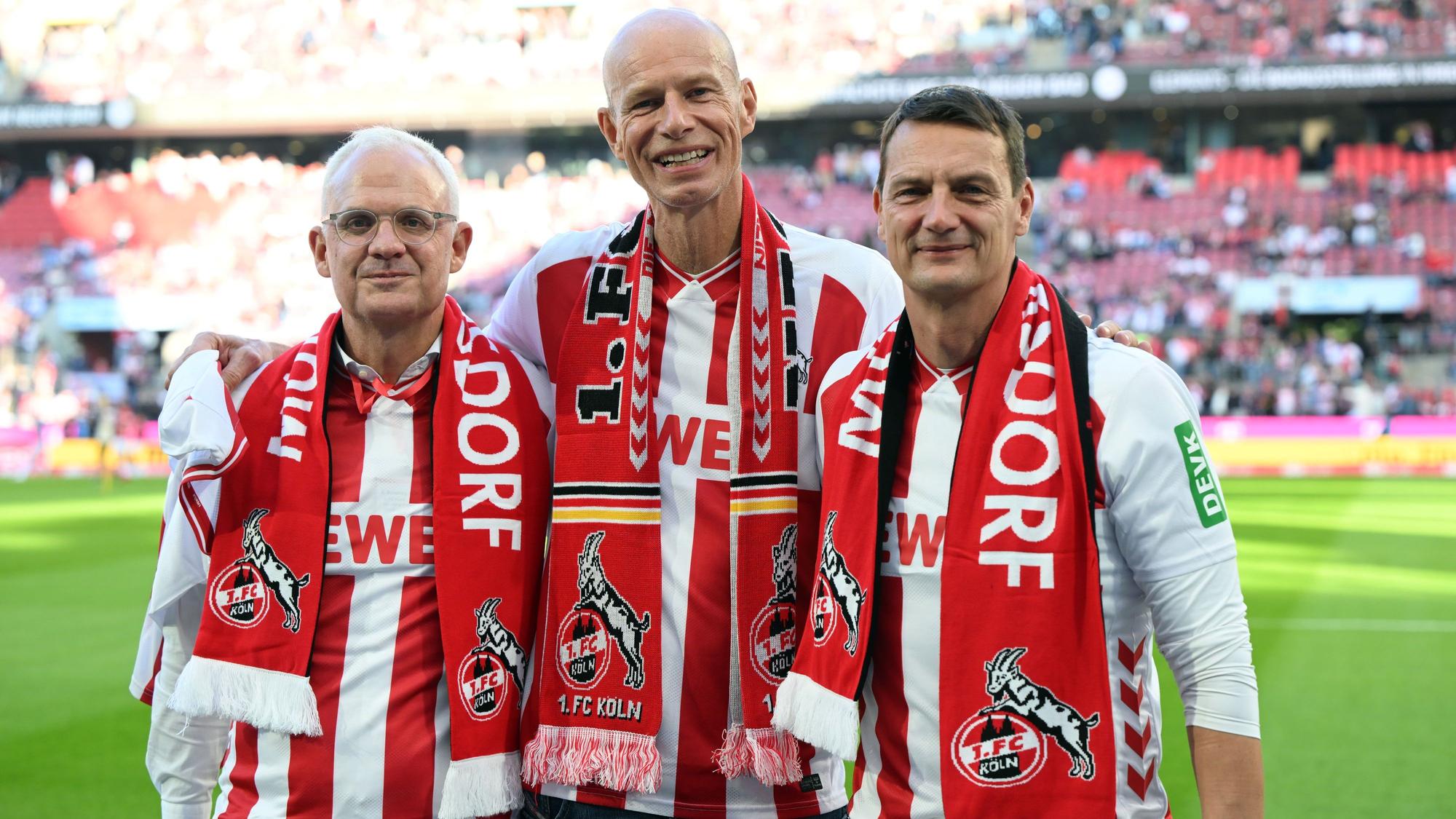 Der neue Vorstand des 1. FC Köln: Jörn Stobbe (M), Präsident, Jörg Alvermann (l), Vizepräsident, und Ulf Sobek (r), Vizepräsident.