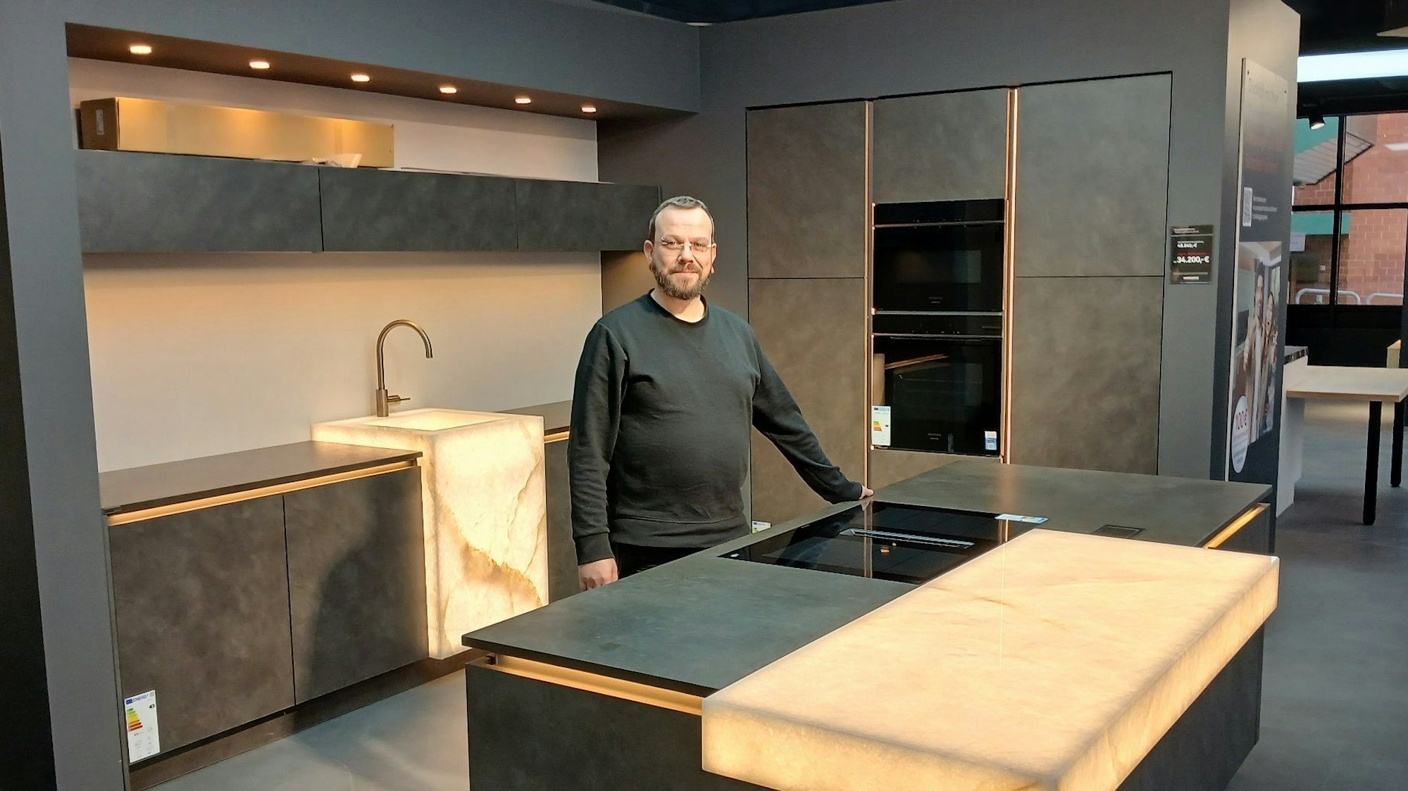 Neue Nutzung für das ehemalige AOK-Gebäude an der Theodor-Heuss-Straße, Marquardt-Küchen