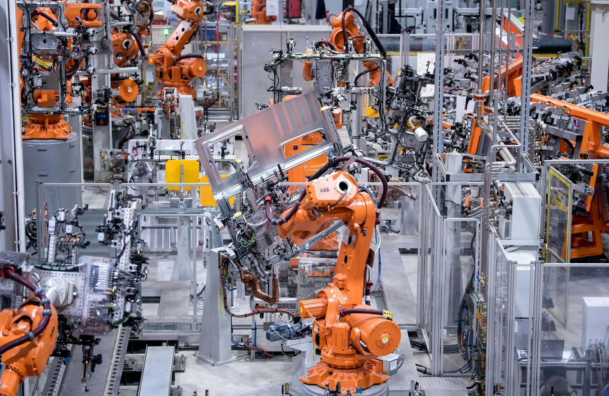 In der deutschen Autobranche arbeiten so wenige Menschen wie seit Mitte 2011 nicht mehr. (Archivbild)