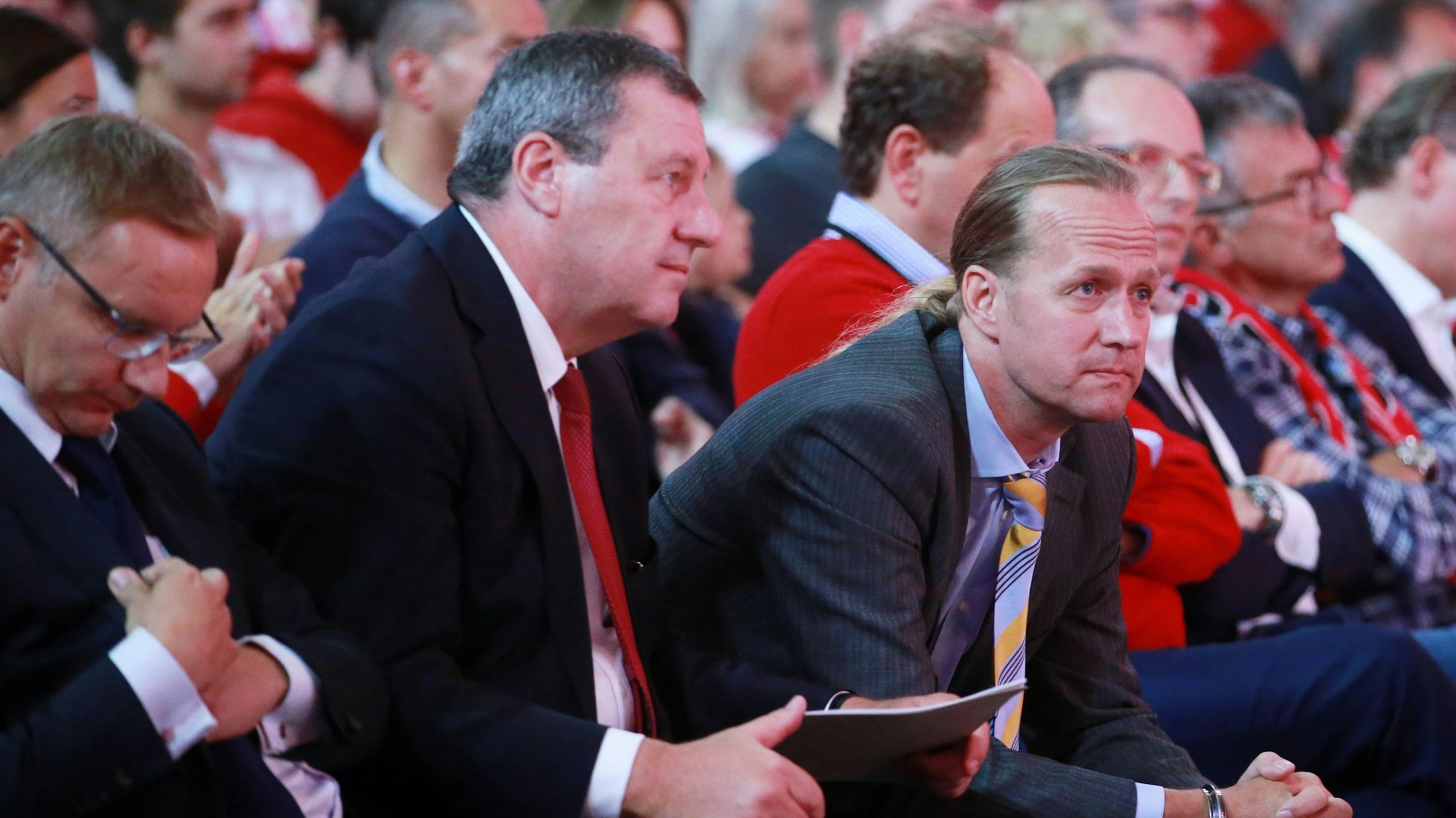 1. FC Köln
Mitgliederversammlung in der LanxessArena
von links: Eckhard Sauren, Werner Wolf, Stefan Müller-Römer (1. FC Köln)
08.09.2019
Herbert Bucco