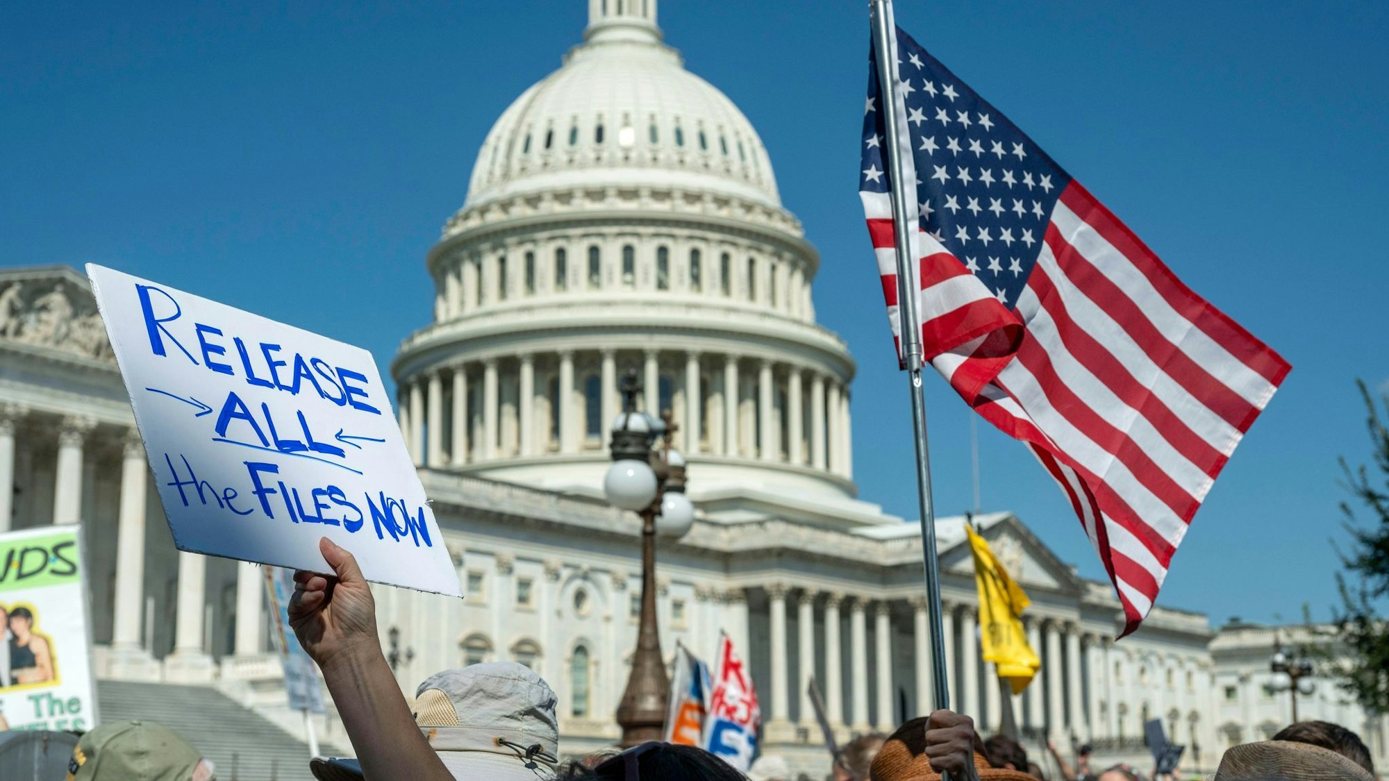 Viele Amerikaner fordern seit langem eine Offenlegung der Epstein-Akten. (Archivbild)