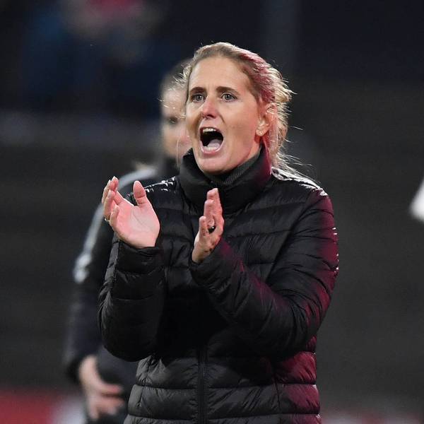 16.10.2025, xophax, Fussball Frauen Bundesliga Google Pixel Frauen-Bundesliga 25/26 Geissbockheim Franz Kremer Stadion Köln Wiederholungsspiel Trainerin Britta Carlson 1.FC Köln Köln *** 16 10 2025, xophax, Soccer Womens Bundesliga Google Pixel Womens Bundesliga 25 26 Geissbockheim Franz Kremer Stadium Cologne Replay Coach Britta Carlson 1 FC Köln Cologne