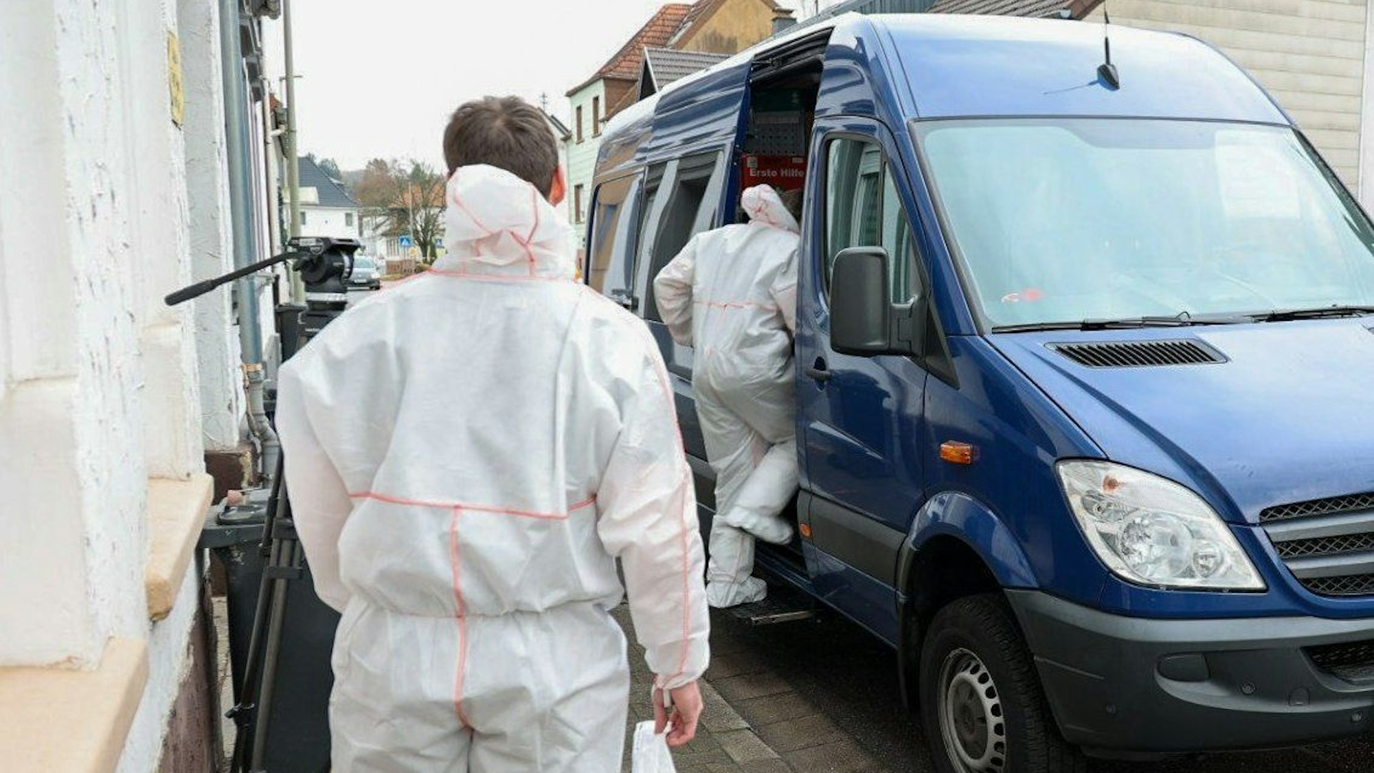 Die Spurensicherung der Polizei im Einsatz