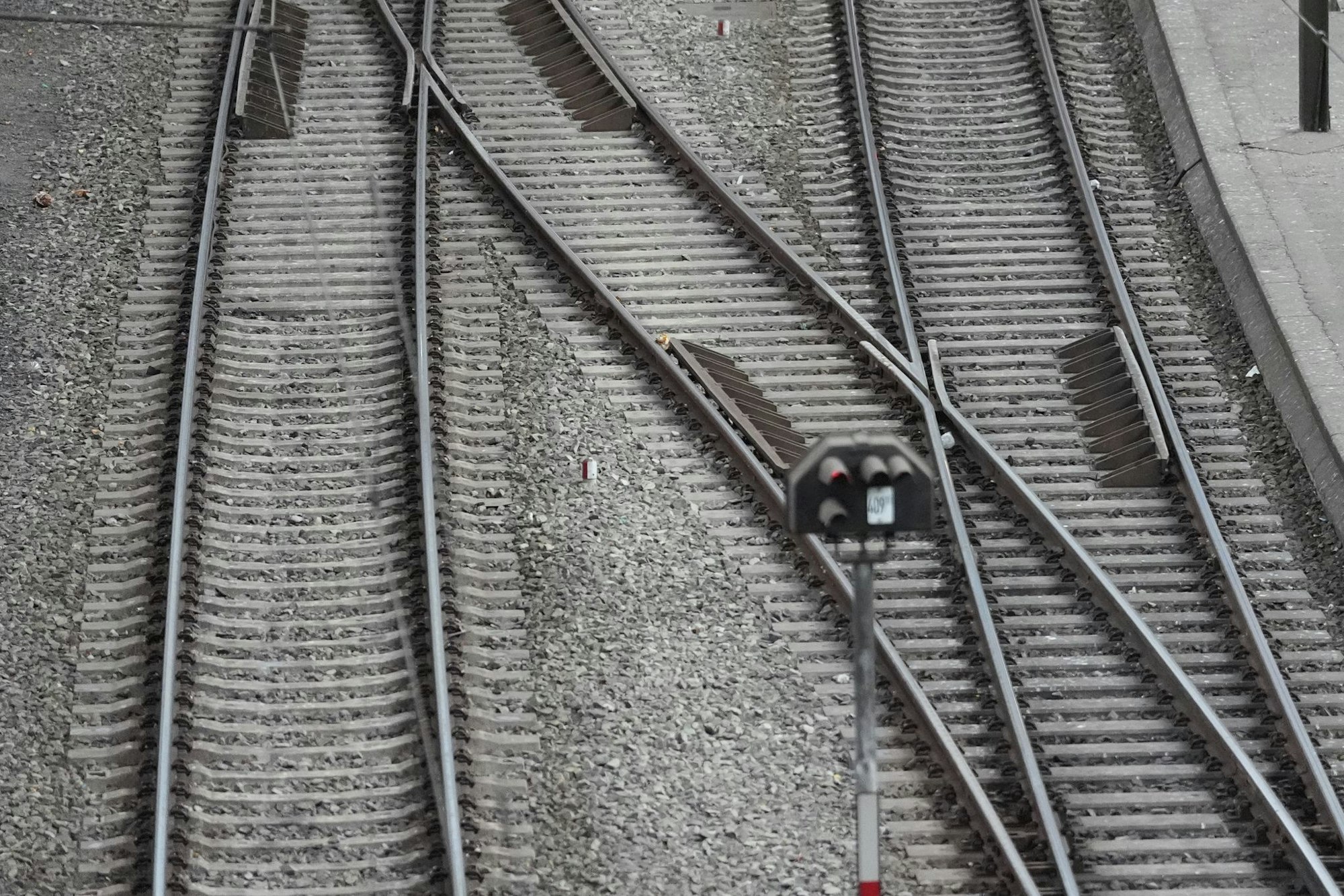 Weichenstellung in den Gremien des Verkehrsverbundes AVV. Die Ticketpreise steigen zum Jahreswechsel im Durchshcnhitt um knapp zwei Prozent. (Symbolbild)