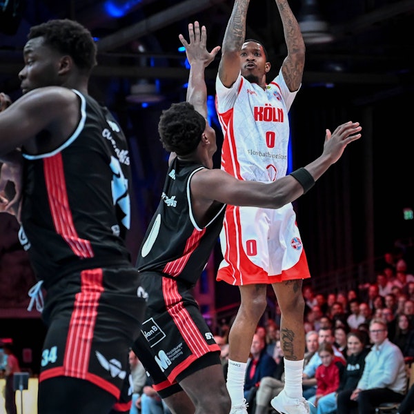 Barmer 2. Basketball Bundesliga ProA: Rheinstars Köln vs. SBB Baskets Wolmirstedt, 10.11.2025 Cedric Cezell Russell Jr. RheinStarsKöln 0, Barmer 2. Basketball Bundesliga ProA: Rheinstars Köln vs. SBB Baskets Wolmirstedt am 10.11.2025 in der Motorworld Köln in Koeln Nordrhein-Westfalen *** Barmer 2 Basketball Bundesliga ProA Rheinstars Köln vs SBB Baskets Wolmirstedt, 10 11 2025 Cedric Cezell Russell Jr RheinStarsKöln 0 , Barmer 2 Basketball Bundesliga ProA Rheinstars Köln vs SBB Baskets Wolmirstedt on 10 11 2025 at Motorworld Köln in Cologne North Rhine-Westphalia Copyright: xBEAUTIFULxSPORTS/Mueller-Laschetx