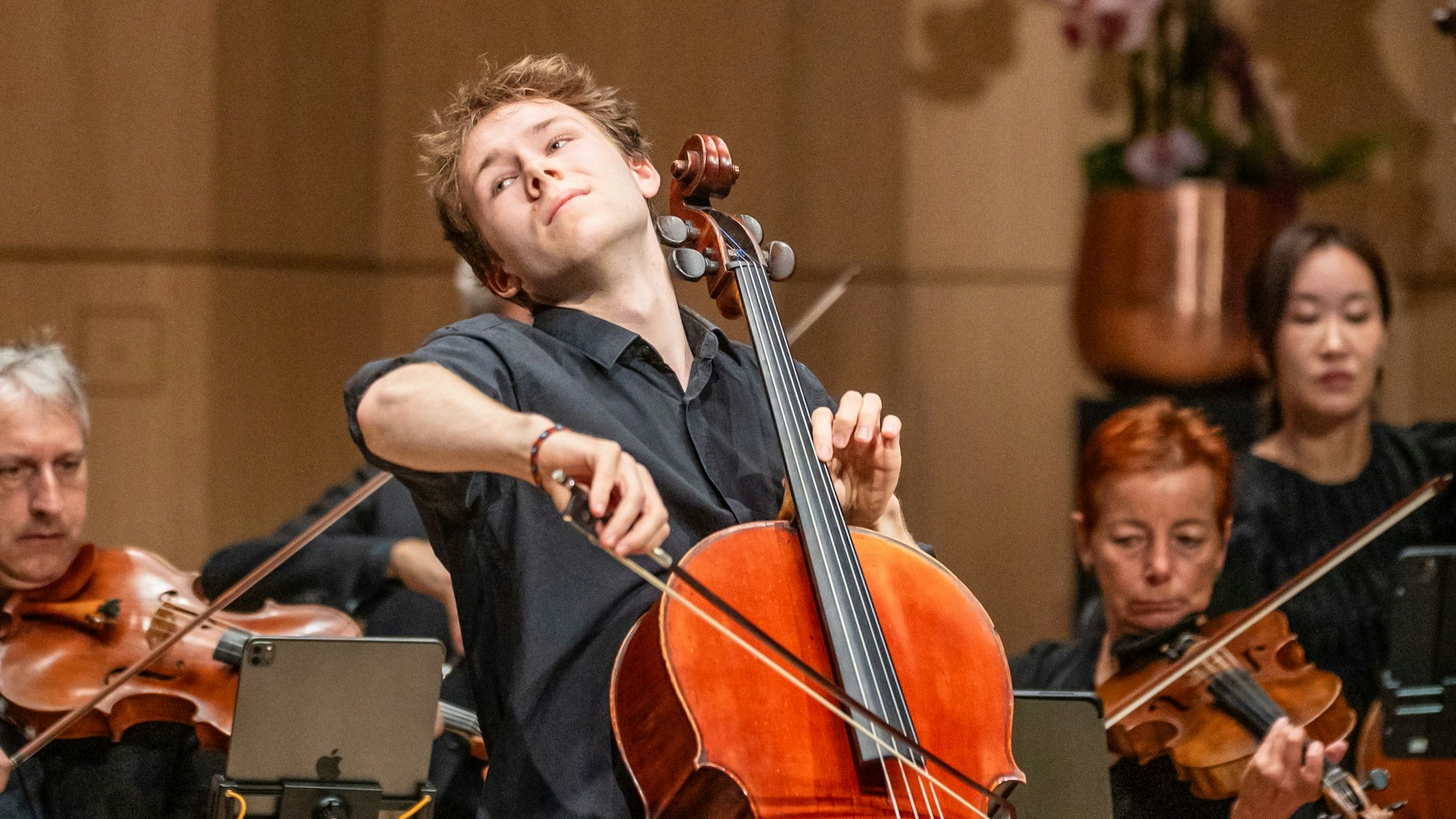 Der Cellist Lionel Martin bei einem Konzert im Casals Forum der Kronberg Academy.