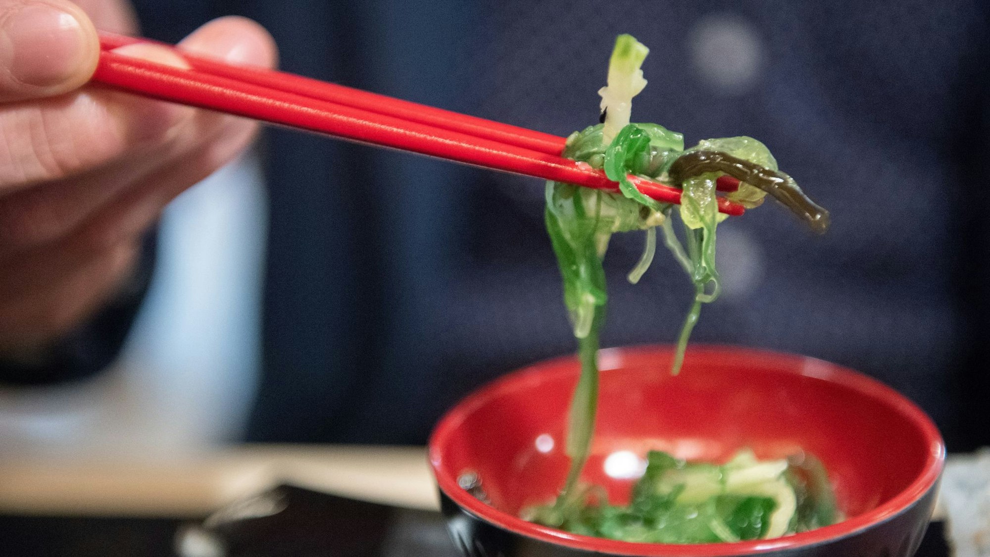 Viele Algenprodukte bieten keine klaren Angaben zum Jodgehalt: Verbraucher erhalten oft keine Orientierung zur sicheren Verzehrmenge.