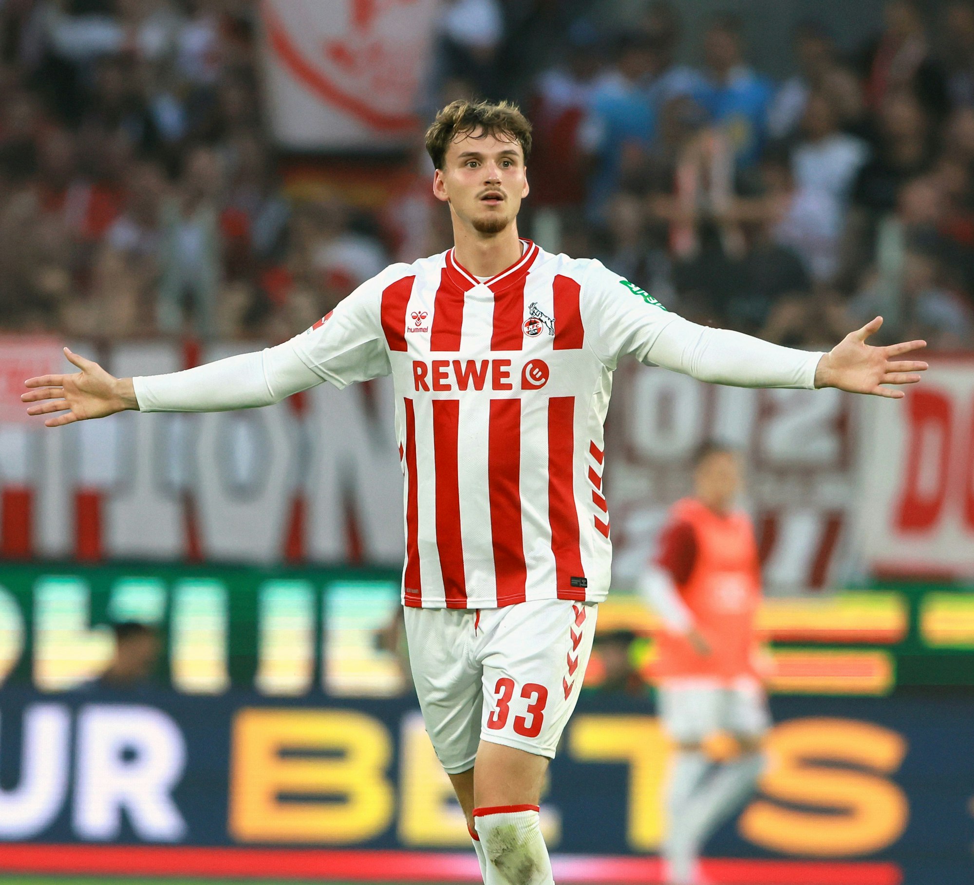 1. FC Köln vs. SC Freiburg, 2. Spieltag, 31.08.2025, 19.30 Uhr, Rav van den Berg (1. FC Köln), Bild: Herbert Bucco