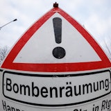 In Köln muss eine Weltkriegsbombe entschärft werden. (Symbolbild)