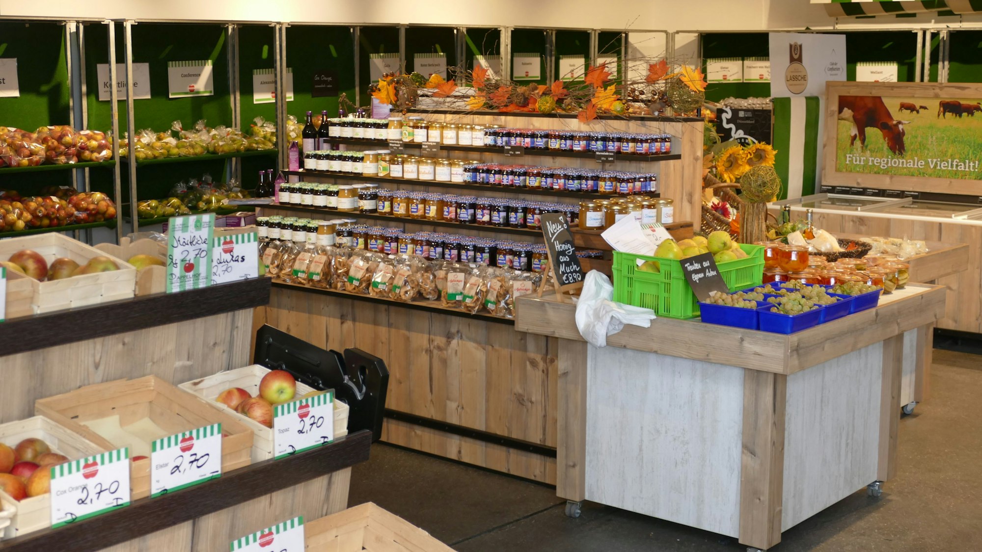 Der Appelhof in Windeck liegt zwar etwas abgelegen, hat aber viele Kundinnen und Kunden, die ihren Wocheneinkauf dort erledigen.