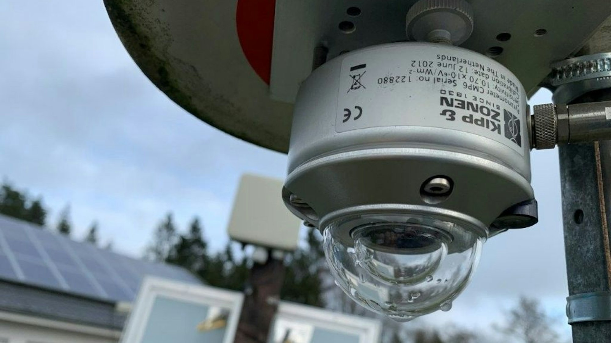 Sensor zur Messung der Globalstrahlung.