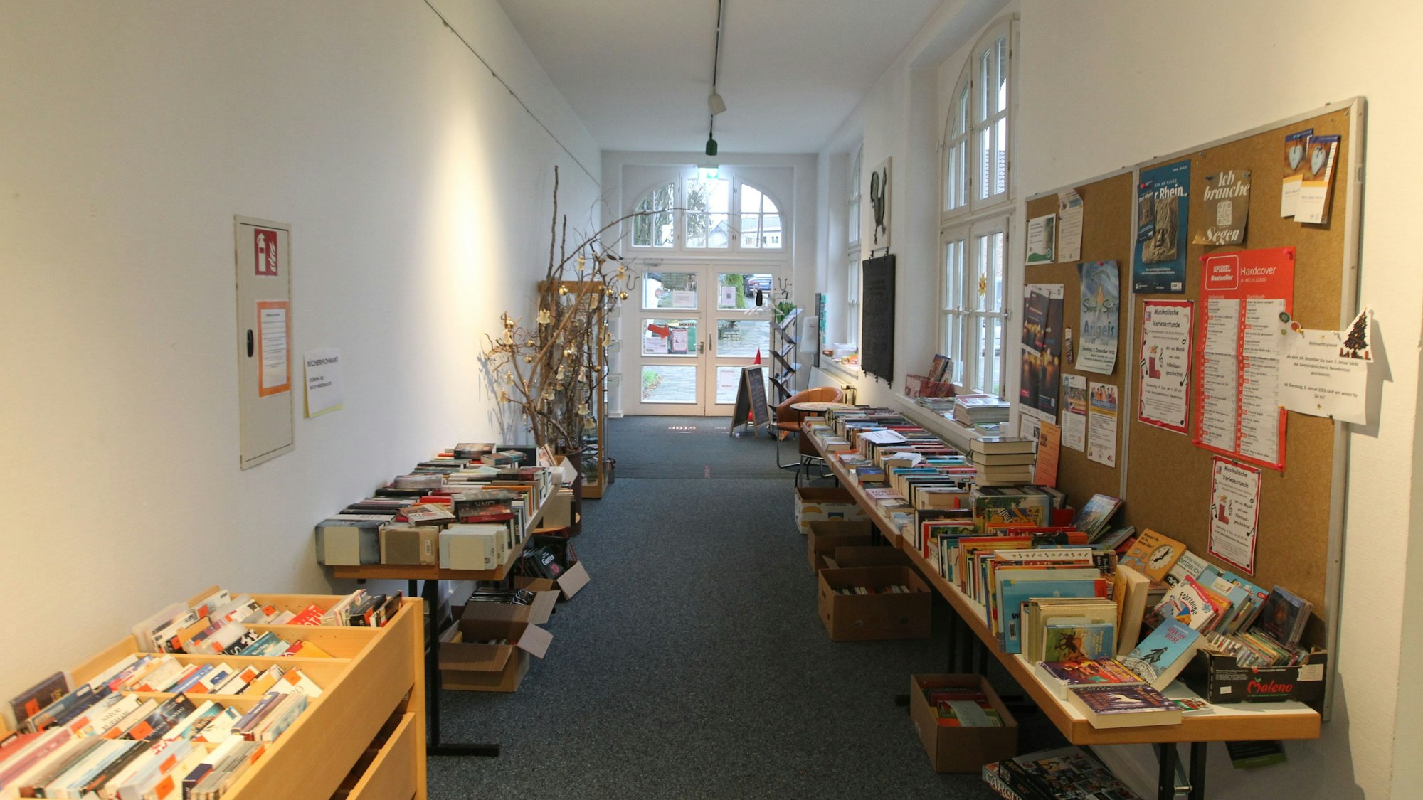 Das Foyer der Bücherei Neunkirchen wird Anfang des Jahres aufgefrischt.