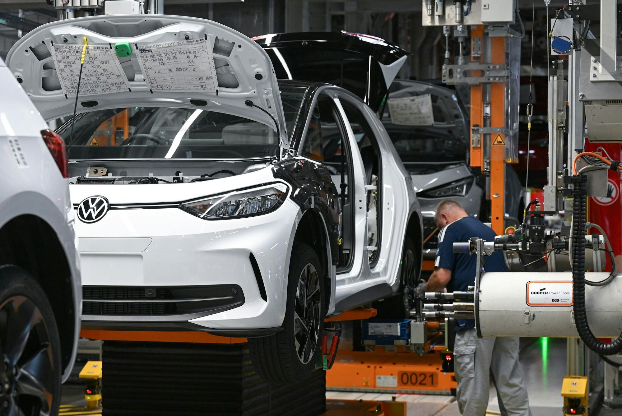 Der Hochlauf der Elektromobilität geht aus Sicht der Industrie zu langsam voran. (Symbolbild)