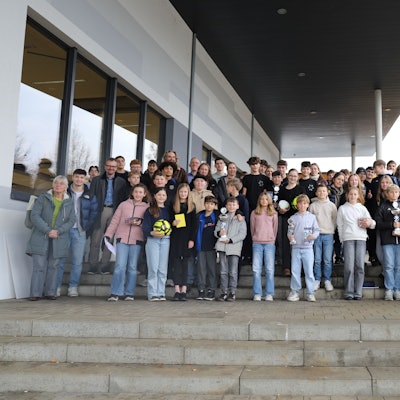 Beim Sponsorenlauf sammelten die Schülerinnen und Schüler der Gesamtschule Meiersheide Geld, um es an unterschiedliche Projekte zu spenden.