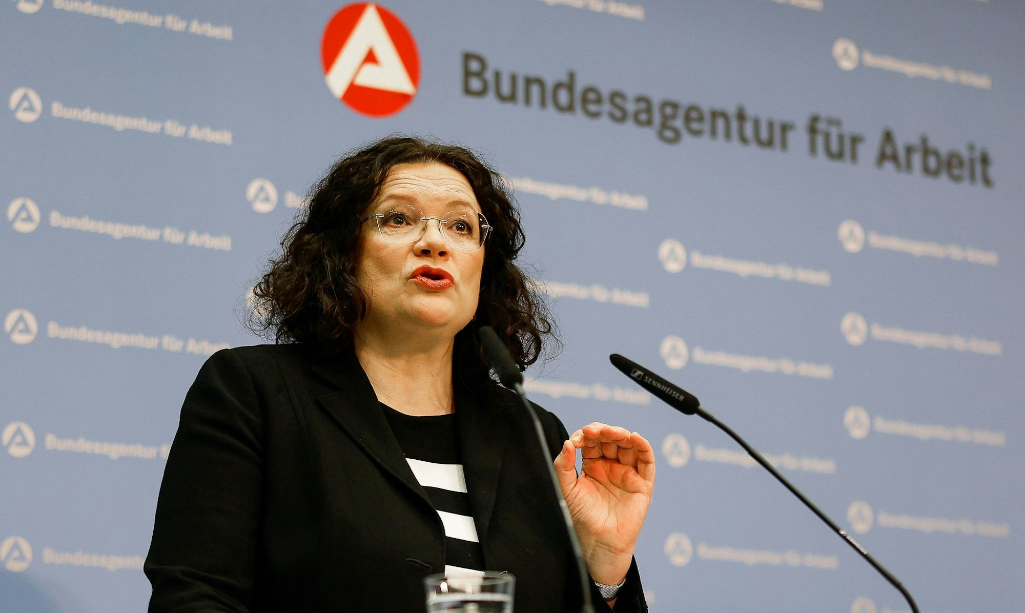 Nahles verweist auch auf leere Kassen bei der BA.