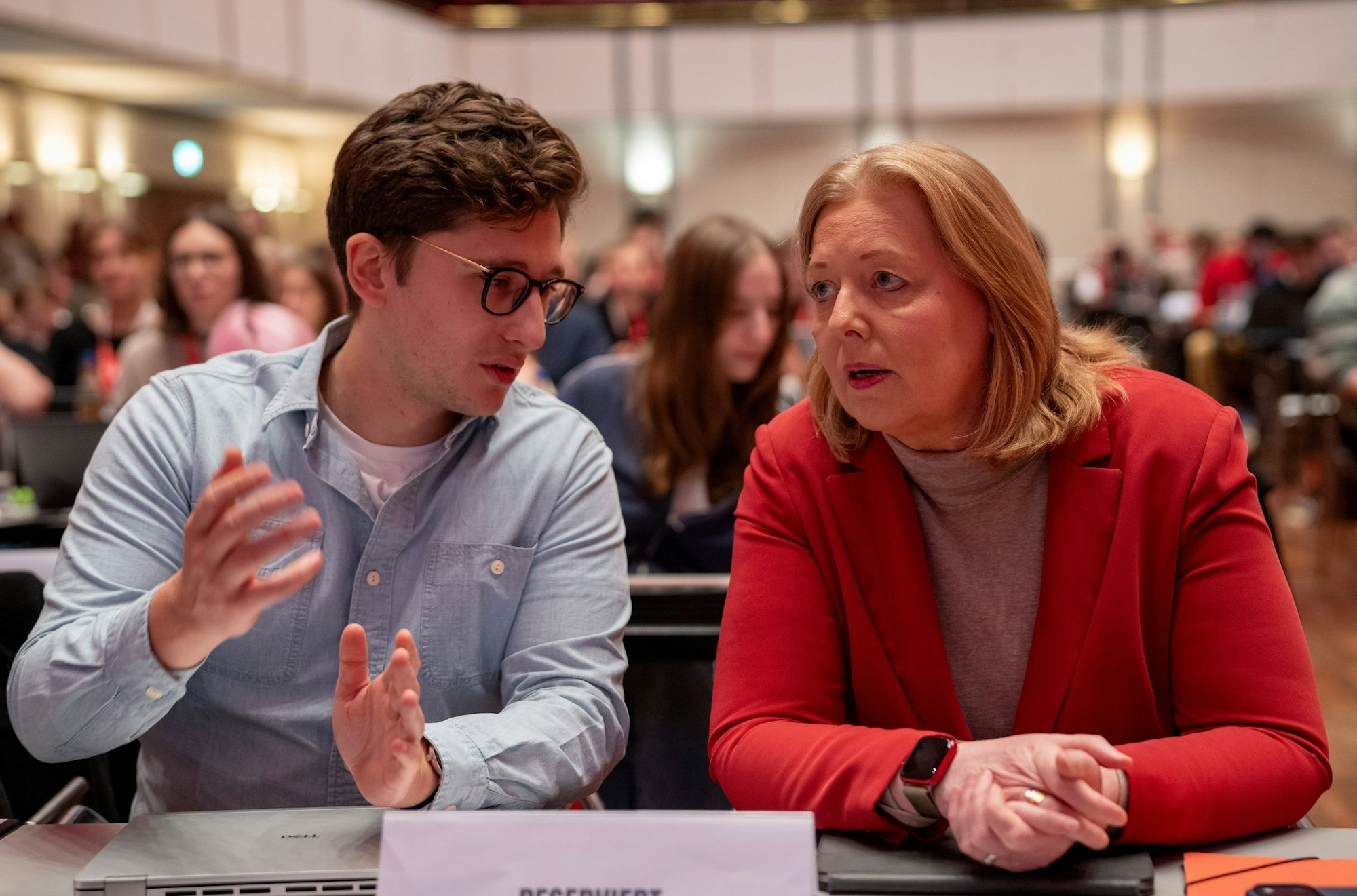 Engagierte Debatte: Juso-Chef Türmer und Parteichefin Bas.