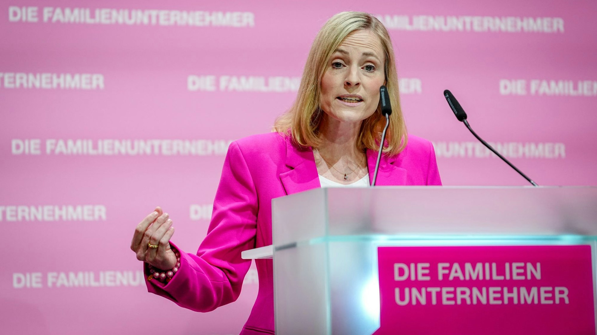 Marie-Christine Ostermann hat den Umgang des Wirtschaftsverbands Die Familienunternehmer mit der AfD korrigiert. (Archivbild)
