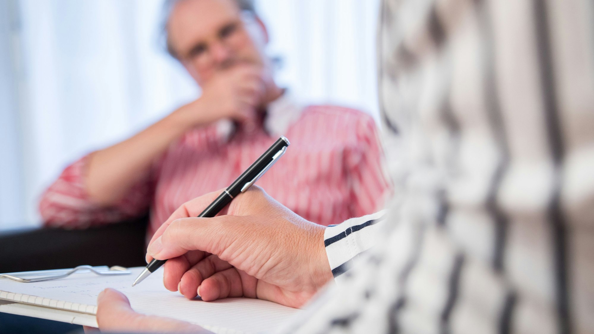 Die Spezialambulanz für Altersdepression an der Uniklinik Köln war deutschlandweit die erste ihrer Art an einem Universitätsklinikum. 2017 wurde sie unter anderem von Dr. Forugh Dafsari gegründet.