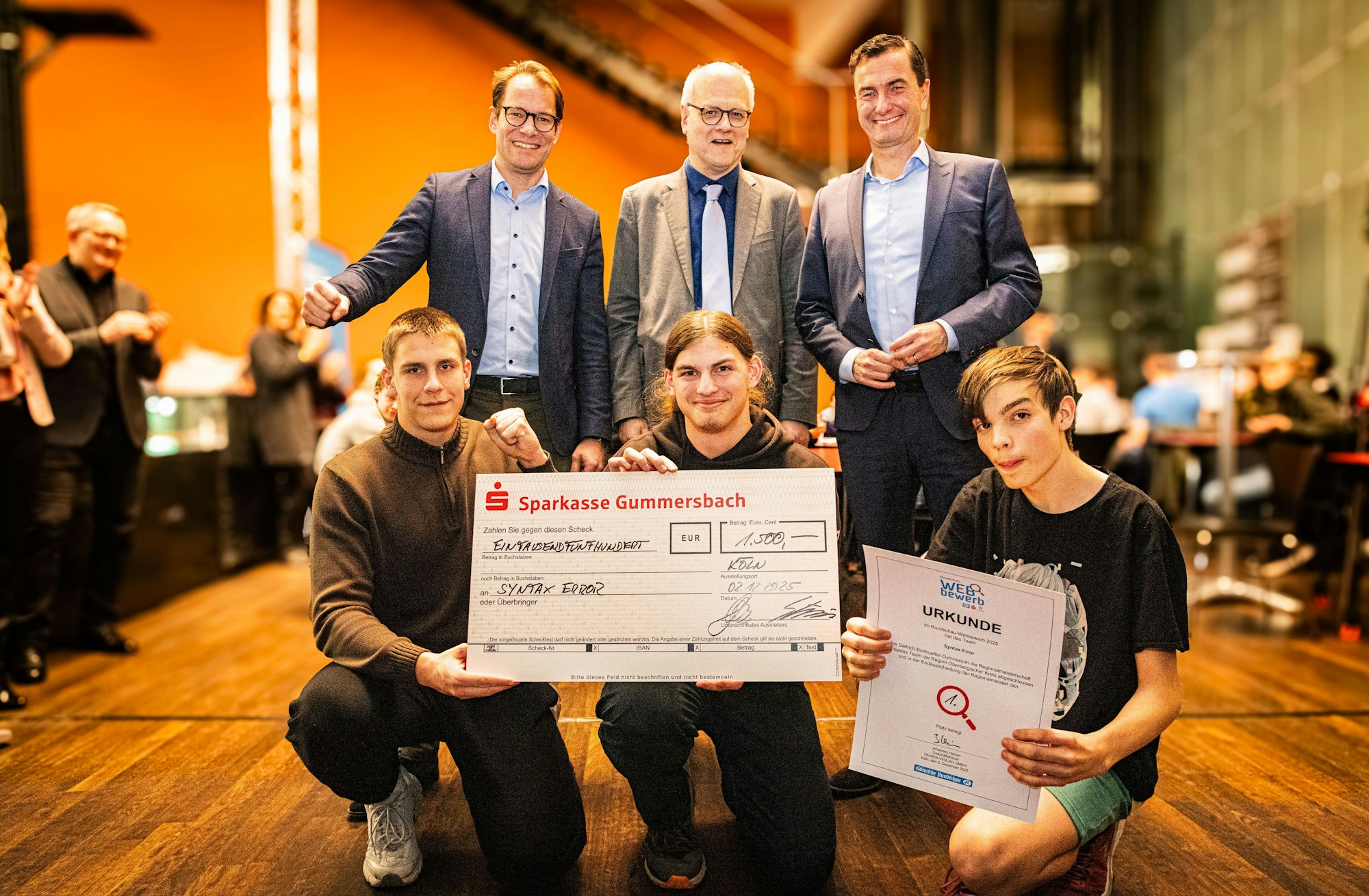 Platz eins des Webbewerbs ging an „Syntax Error“ aus Wiehl.