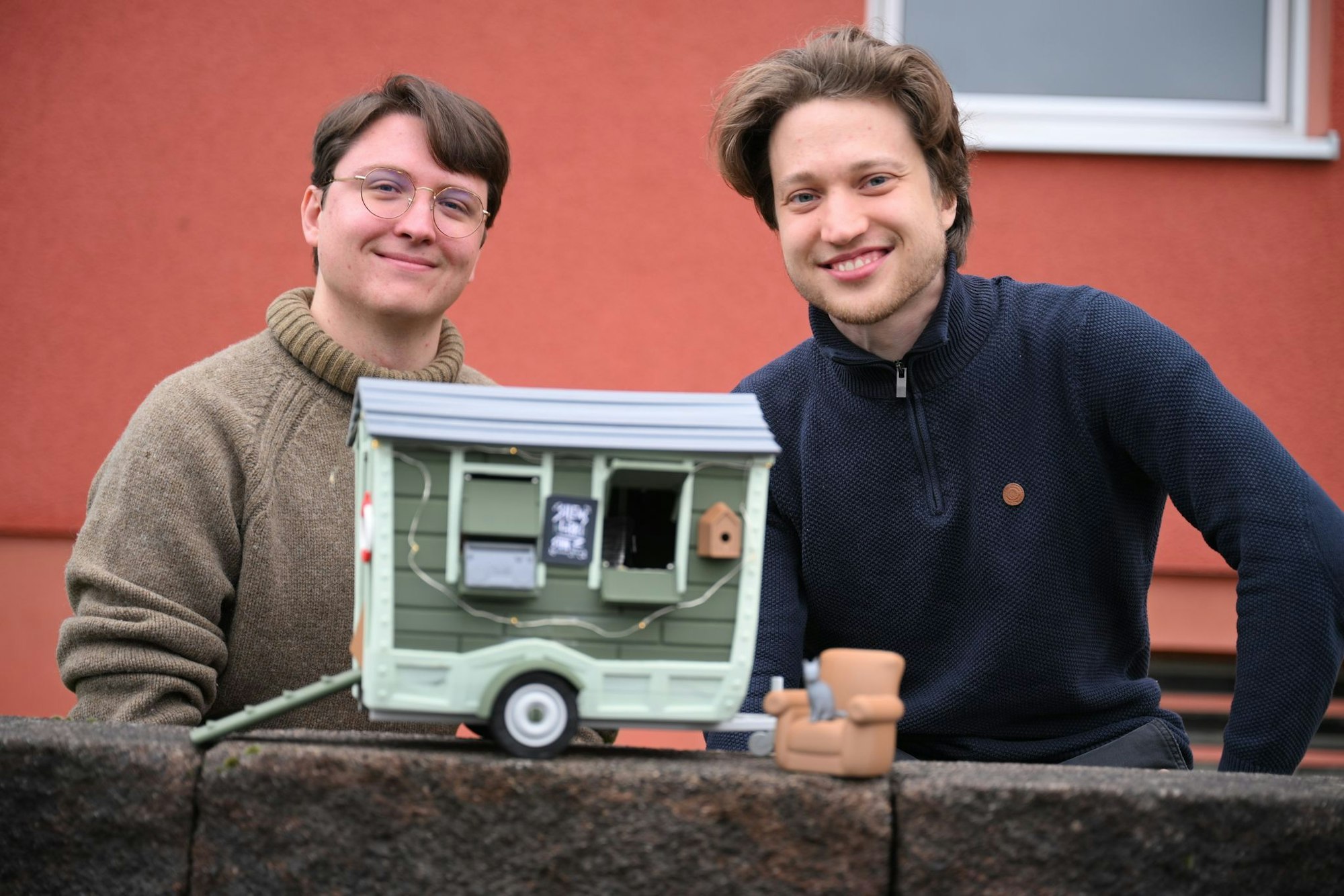 Die Videospiel-Entwickler David Zapfe-Wildemann (links) und Raven Rusch haben nach eigener Aussage viel Herzblut in das Projekt gesteckt.