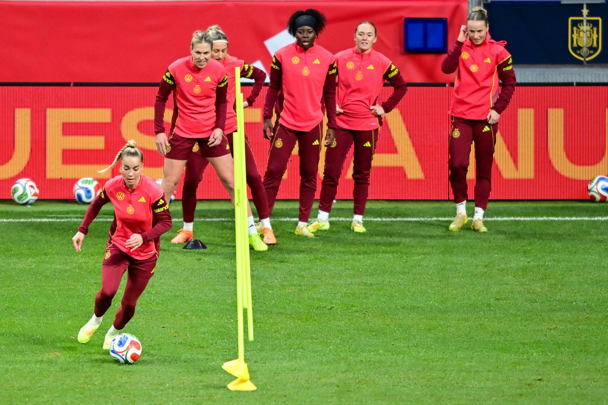 Giulia Gwinn musste schon einige Hindernisse nehmen in ihrer Fußball-Karriere.