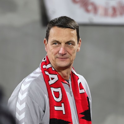 1. FC Köln vs. Eintracht Frankfurt, 11. Spieltag, 22.11.2025, 18.30 Uhr, Ulf Sobek (1. FC Köln), Bild: Herbert Bucco