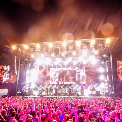 Die deutsche Hip-Hop-Band Die Fantastischen Vier bei einem Konzert 2024 in Köln.