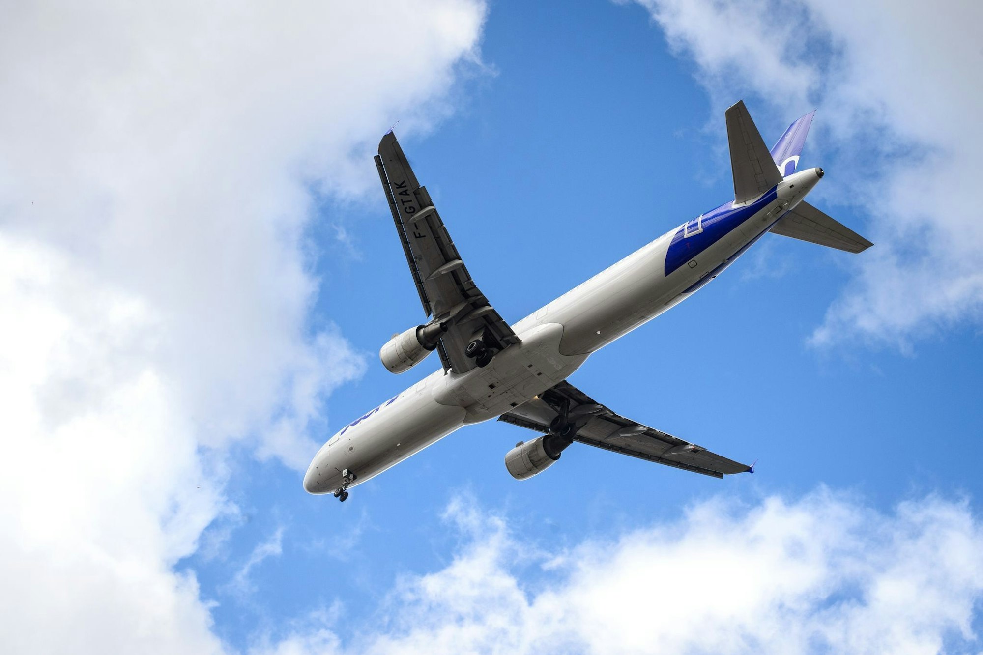 Buchungsportal oder Airline direkt? Direktbuchung erspart Stress bei Änderungen und Verspätungen.