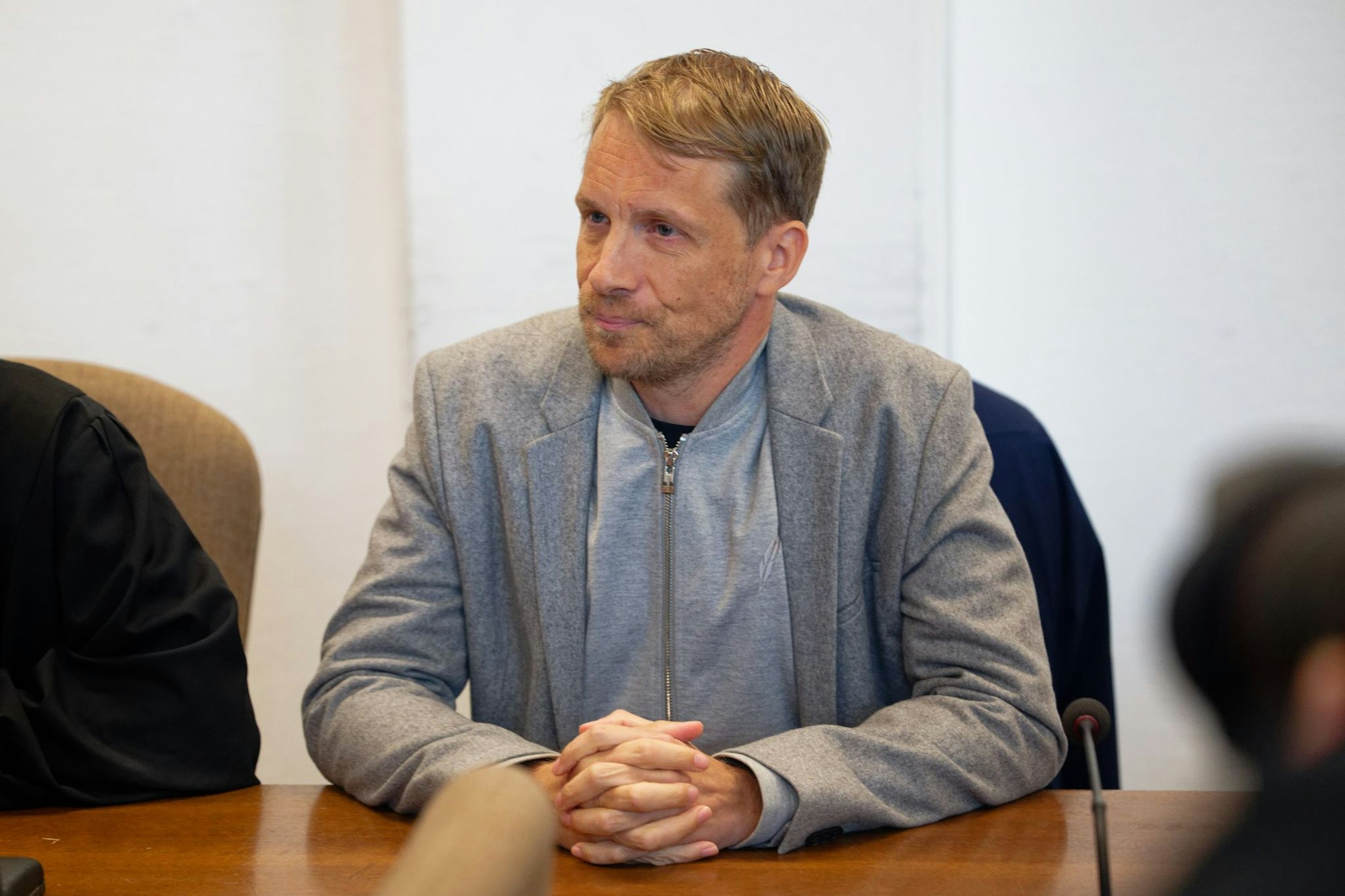 Er wolle das Thema einfach beenden, sagte Pocher.