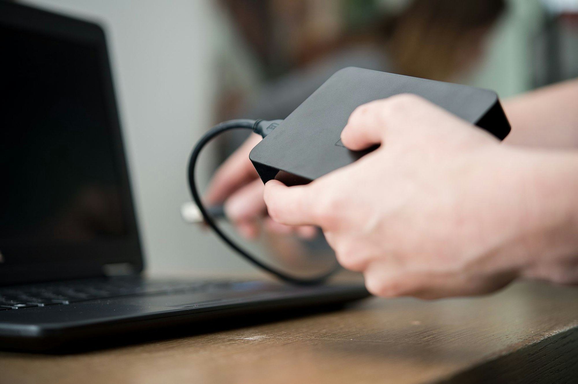 Ist Ihr Notfallordner digital gespeichert und verschlüsselt? Dann sollte zumindest Ihre Vertrauensperson wissen, wie die Zugangsdaten lauten.