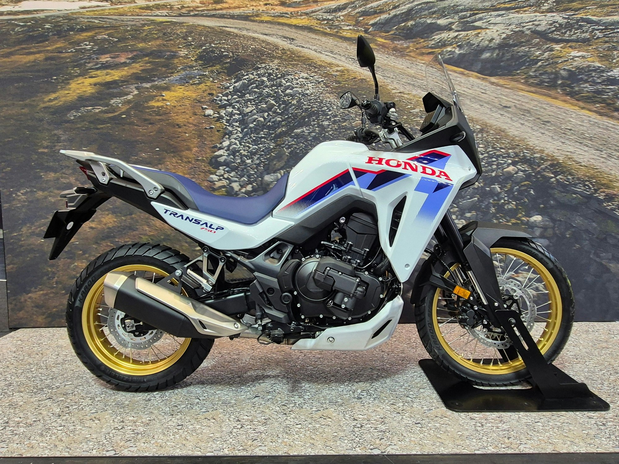 Eine Honda Transalp auf der Intermot 2025