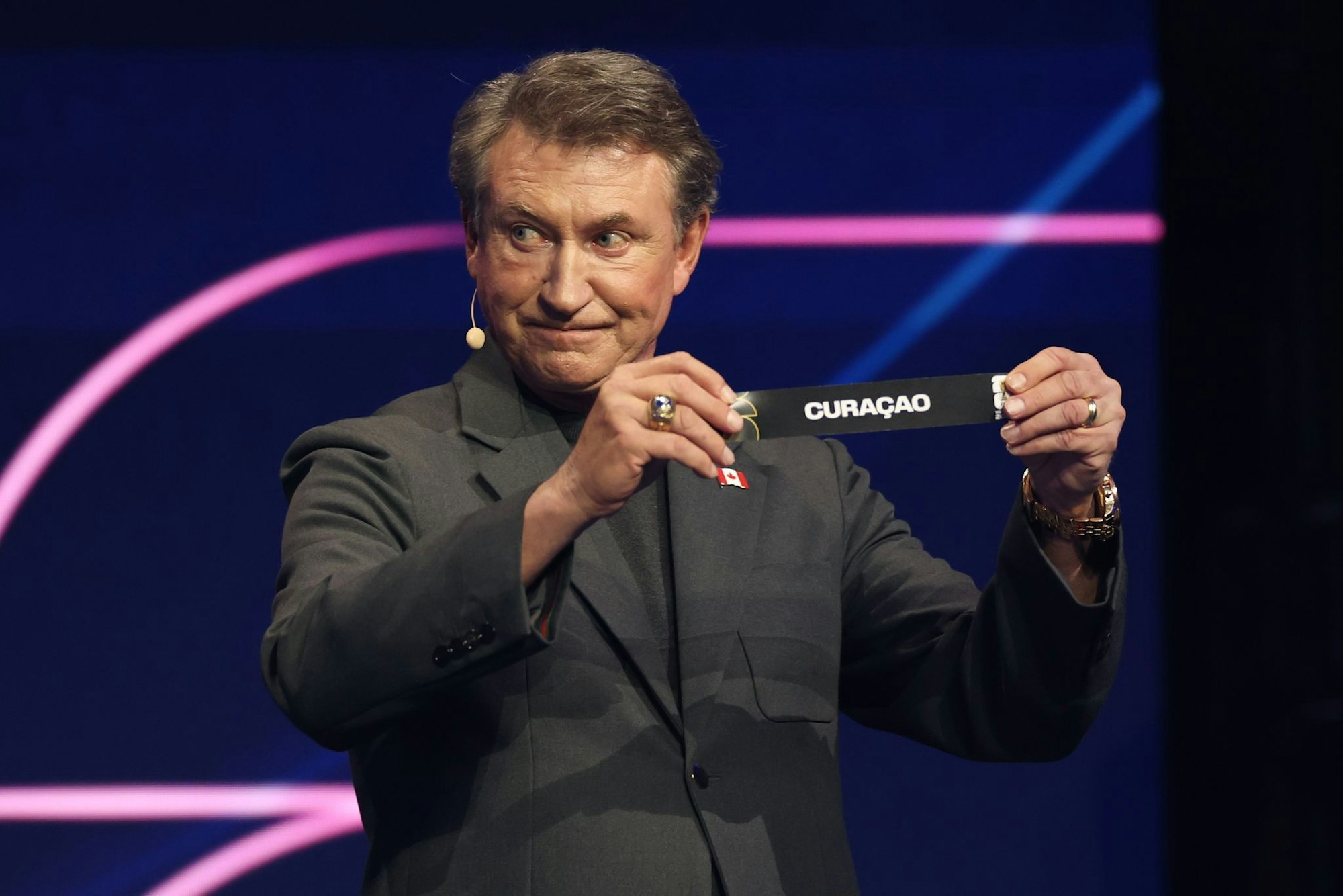 Eishockey-Legende Wayne Gretzky zog Curaçao in die deutsche Gruppe.