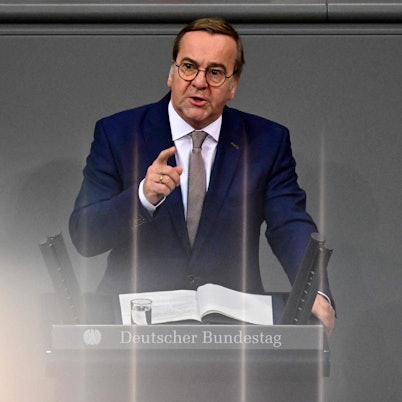Bundesverteidigungsminister Boris Pistorius spricht am Freitag (5. Dezember) im Bundestag.
