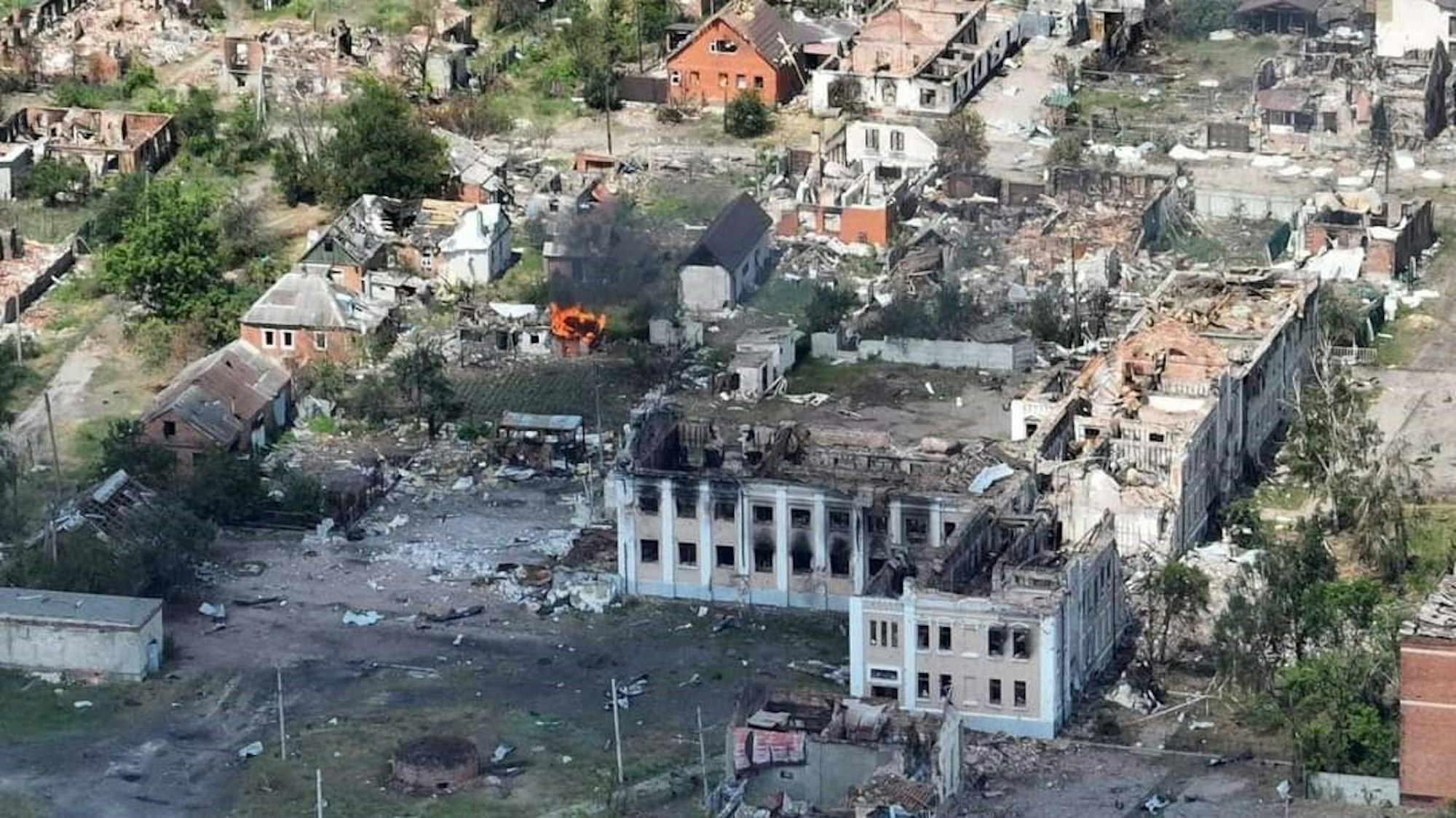 Die komplett zerstörte Stadt Woltschansk.