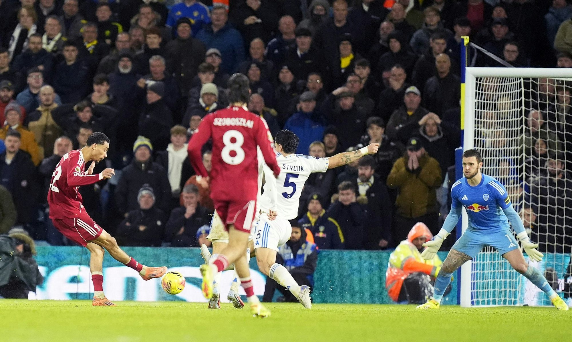 Liverpools Hugo Ekitike traf bei Leeds United doppelt, für einen Sieg hat es dennoch nicht gereicht.