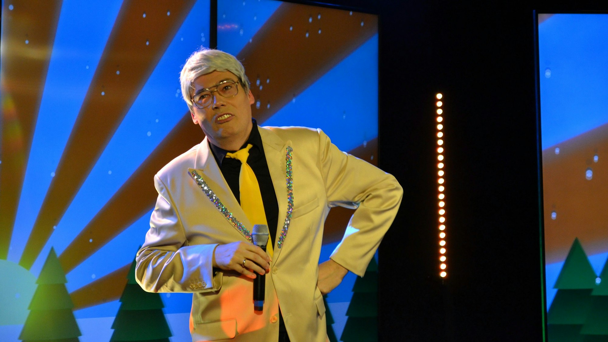 Matthias Schwab gelingt ein sehr spezieller Rudi Carell