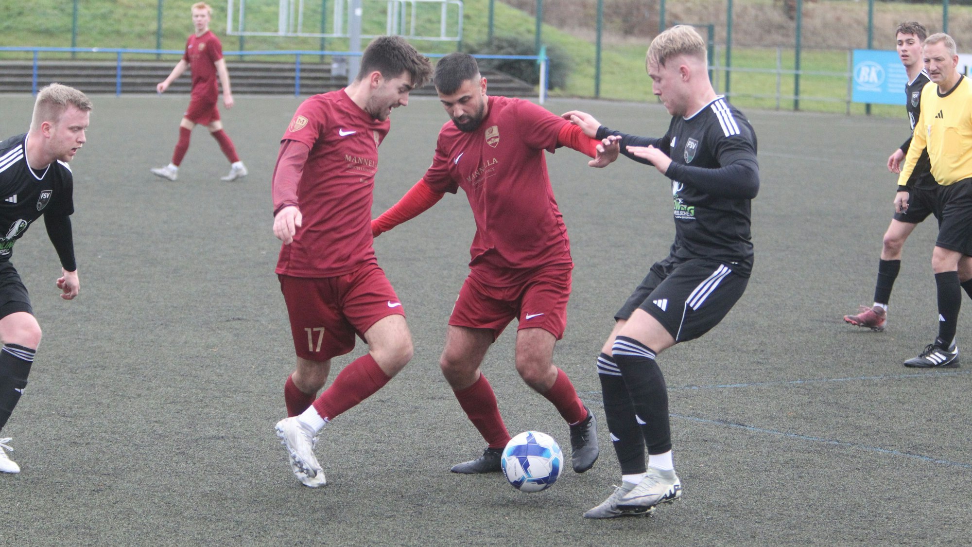Simon Hipke und Ali Secen vom SV Allner-Bödingen