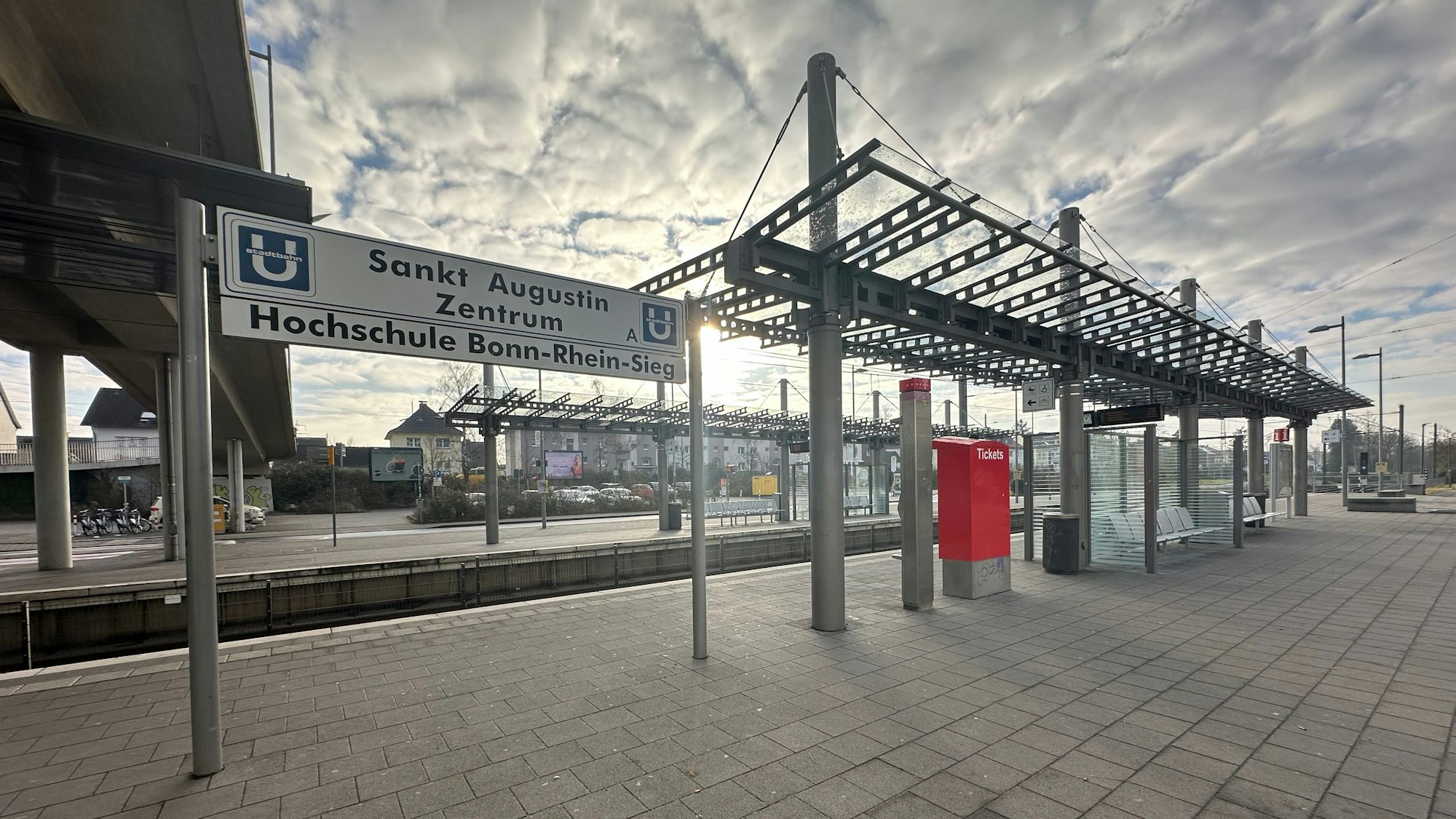 An der Haltestelle Zentrum, Hochschule Bonn-Rhein-Sieg könnte der Umbau beginnen.