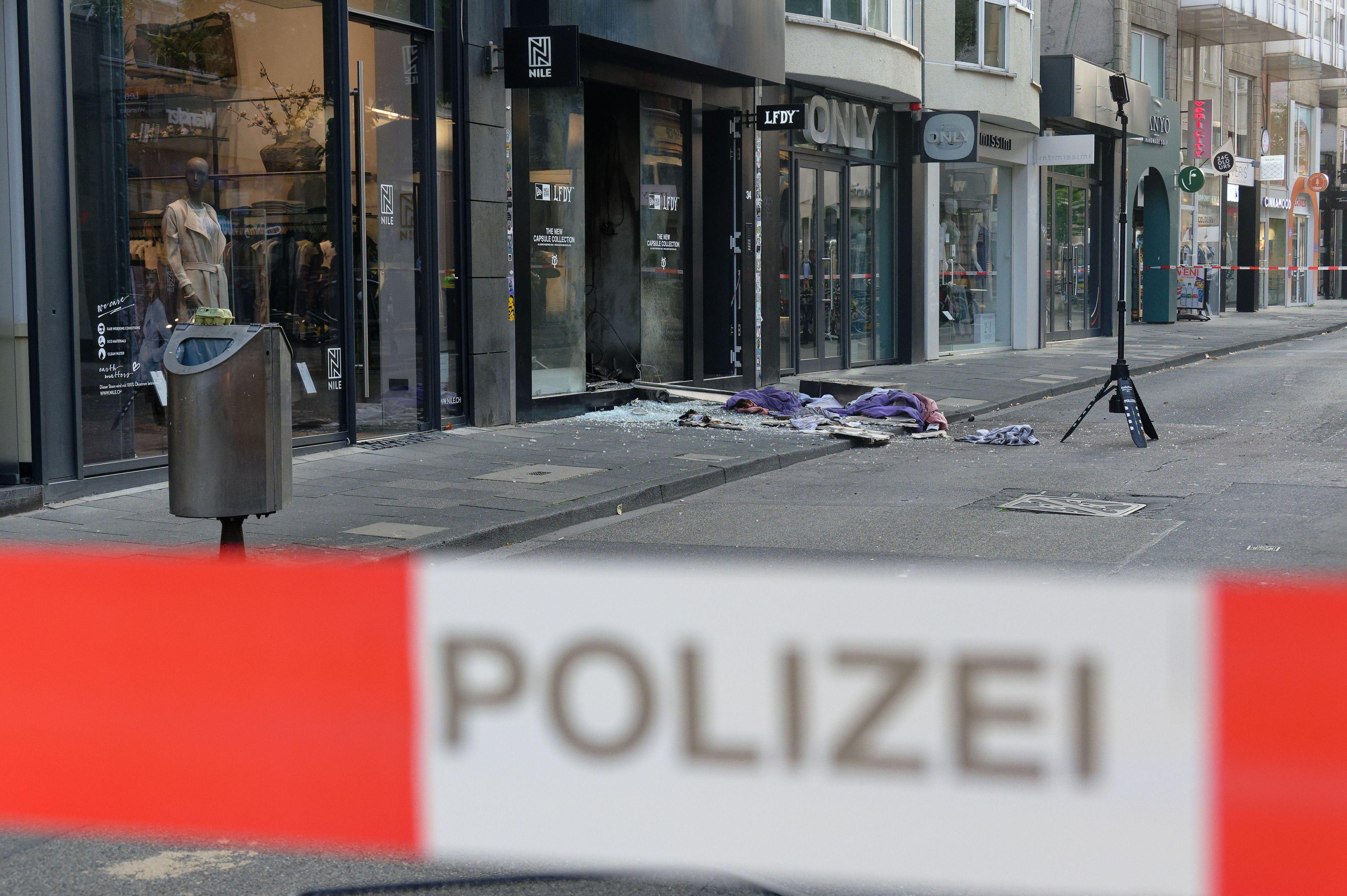 Nach Raub in Hürth: Polizei nimmt zwei weitere Verdächtige im Kölner