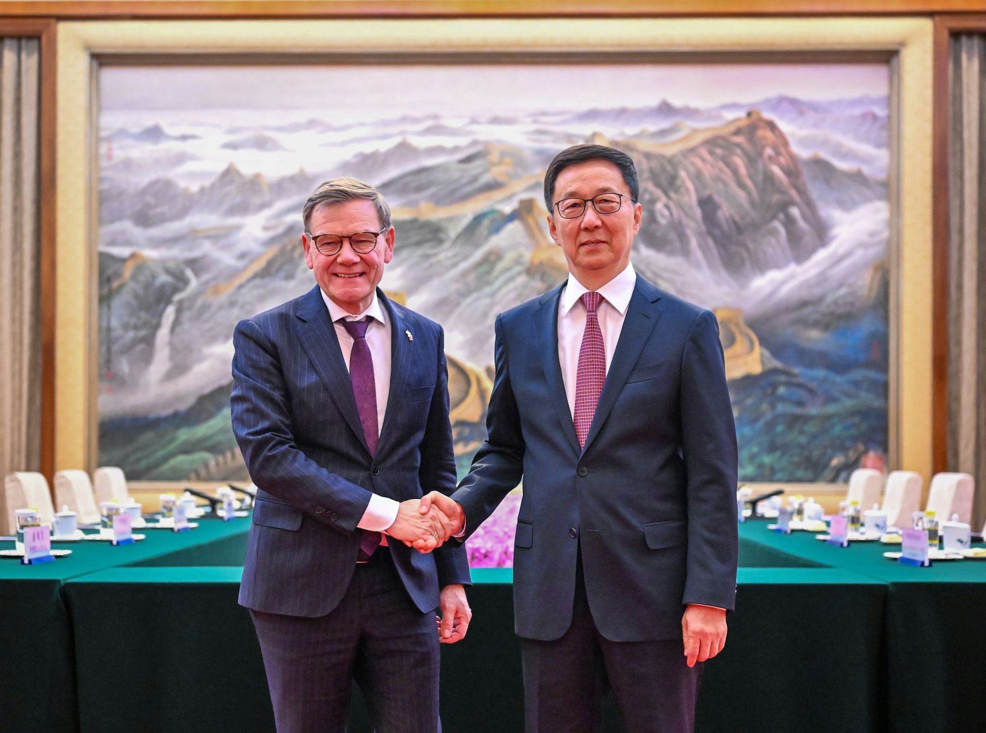 Vize-Präsident Han Zheng war Wadephuls ranghöchster Gastgeber in Peking.