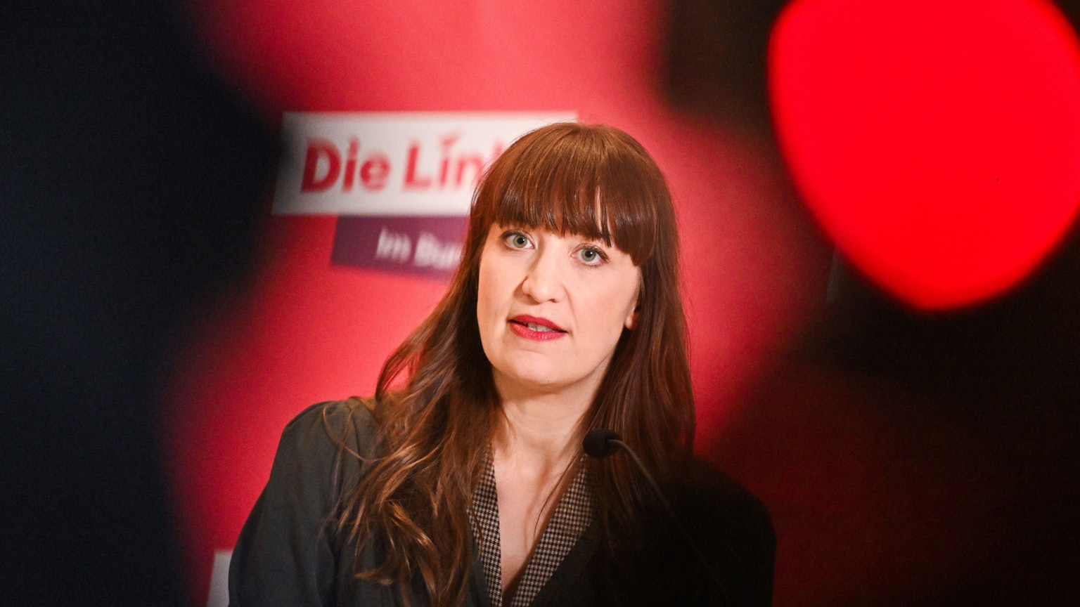 Heidi Reichinnek, Linken-Fraktionsvorsitzende im Bundestag, spricht nach der Abstimmung zum Rentenpaket bei einer Pressekonferenz. (Archivbild)