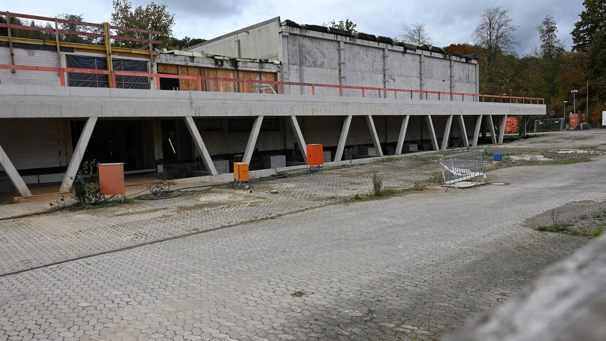 Das Foto zeigt die Schulbaustelle in Kürten