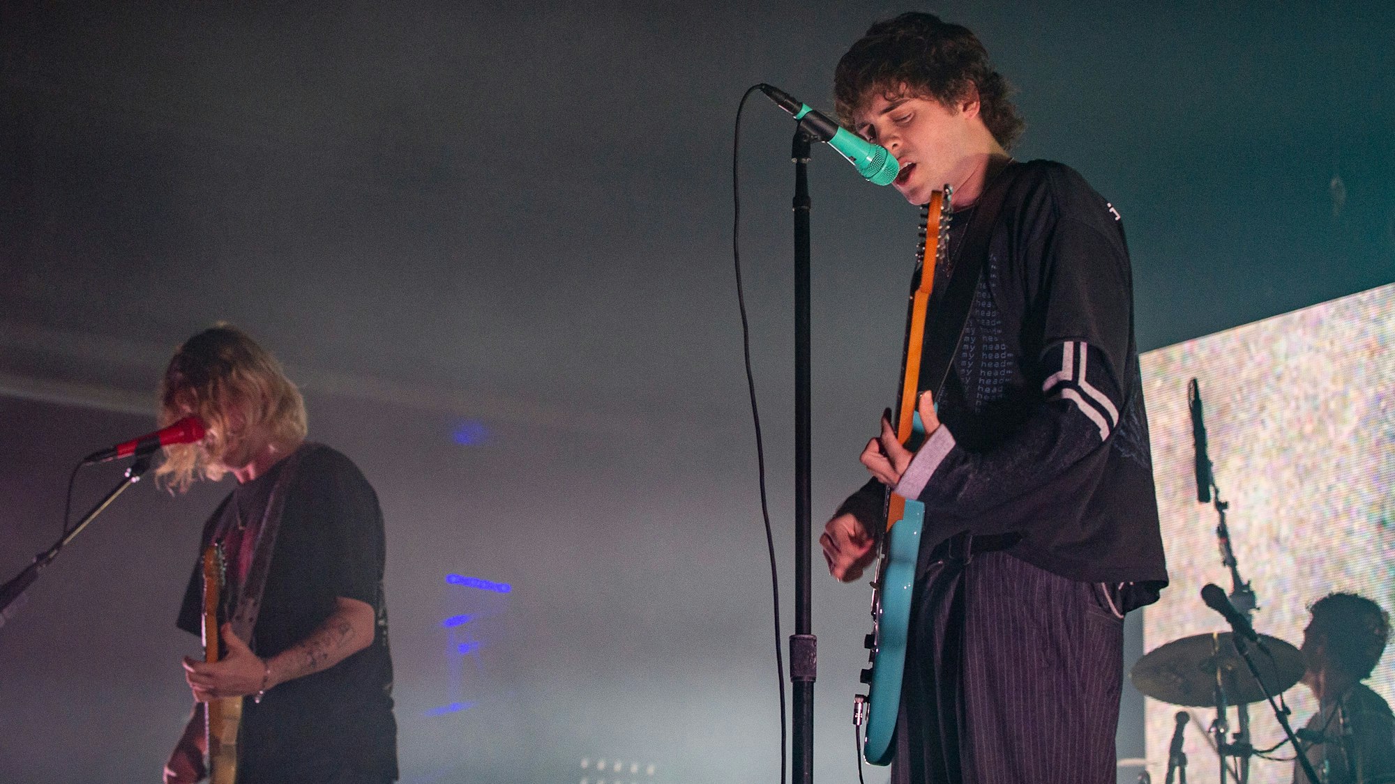 Das Musikduo Royel Madell (l.) und Otis Pavlovic im fast ausverkauften Palladium.