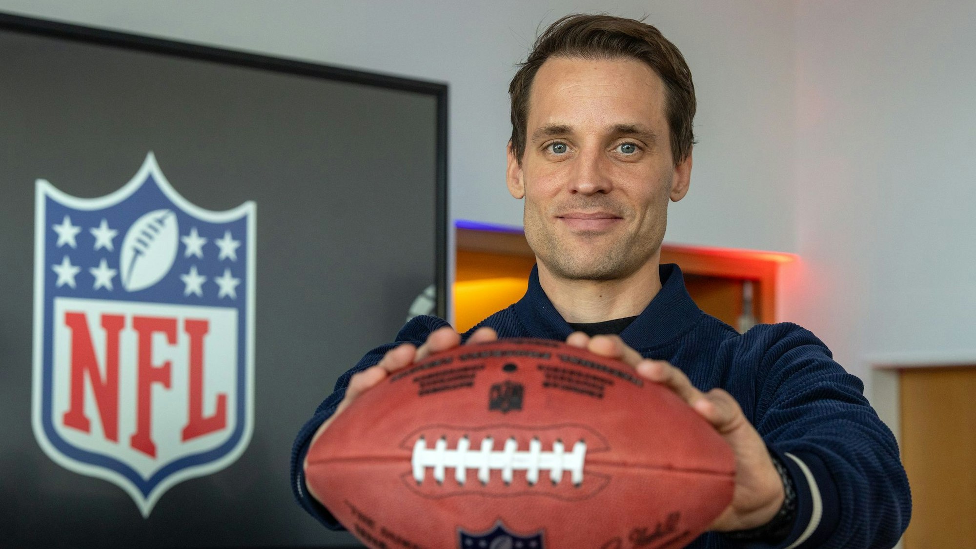 Der Deutschland-Chef der NFL: Alexander Steinforth. (Archivbild) Foto: Soeren Stache/dpa