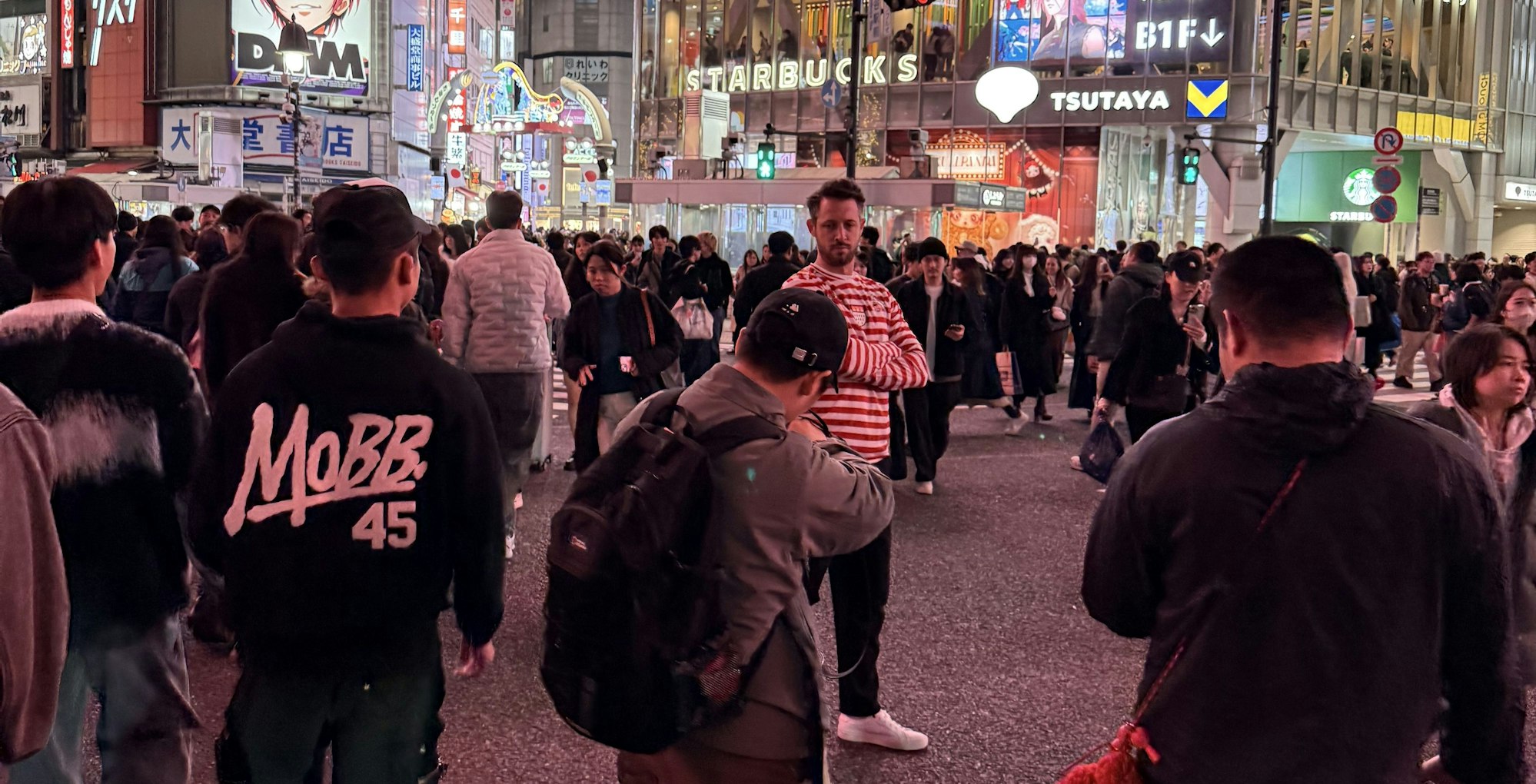 Kölsche Jung in Japan: Mark Uth vertrat die Farben des 1. FC Köln bei einer Dienstreise nach Fernost.