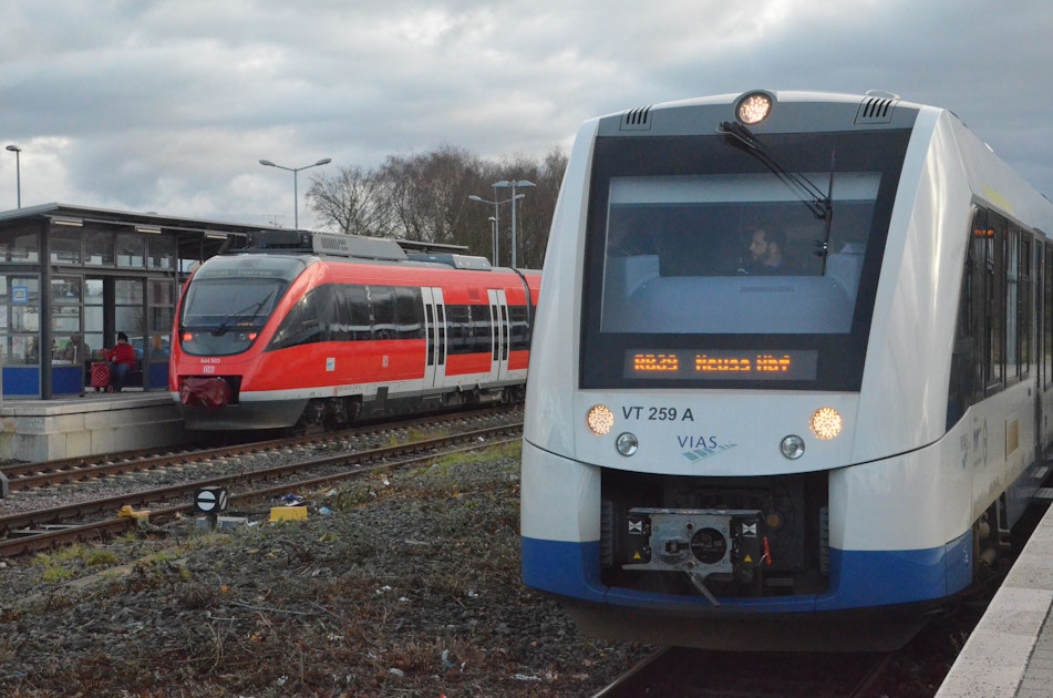 RB38: Service start time on the Cologne - | Horrem - | Bedburg route is ...