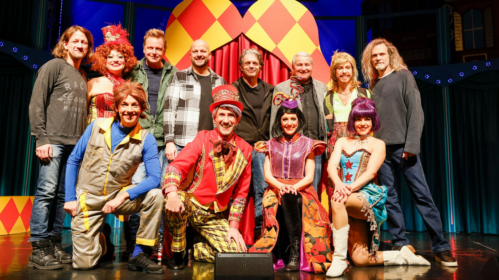 Die aktuellen Mitglieder der Bläck Fööss sind begeistert von der Hommage an ihre Band.